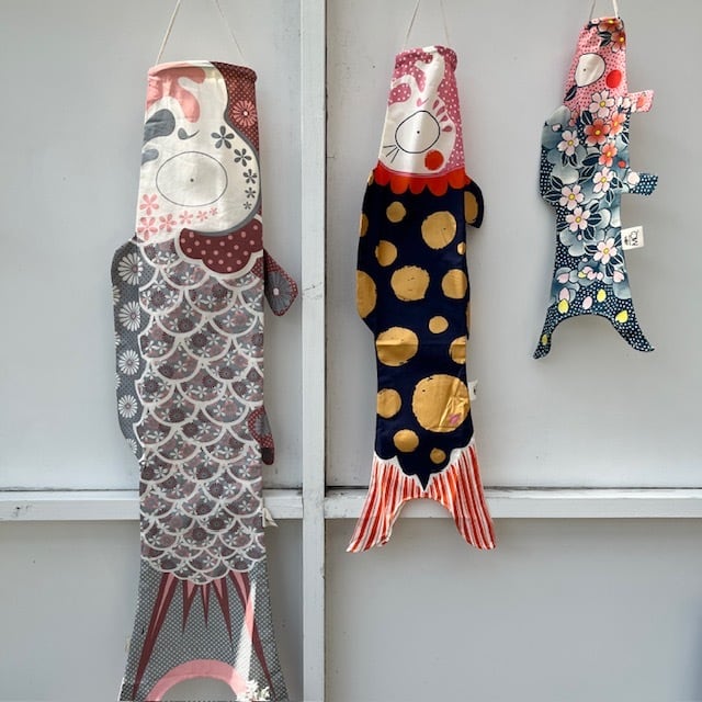 Madame MO（マダムモー）こいのぼり Sサイズ 70cm koi2.4 Gold dot