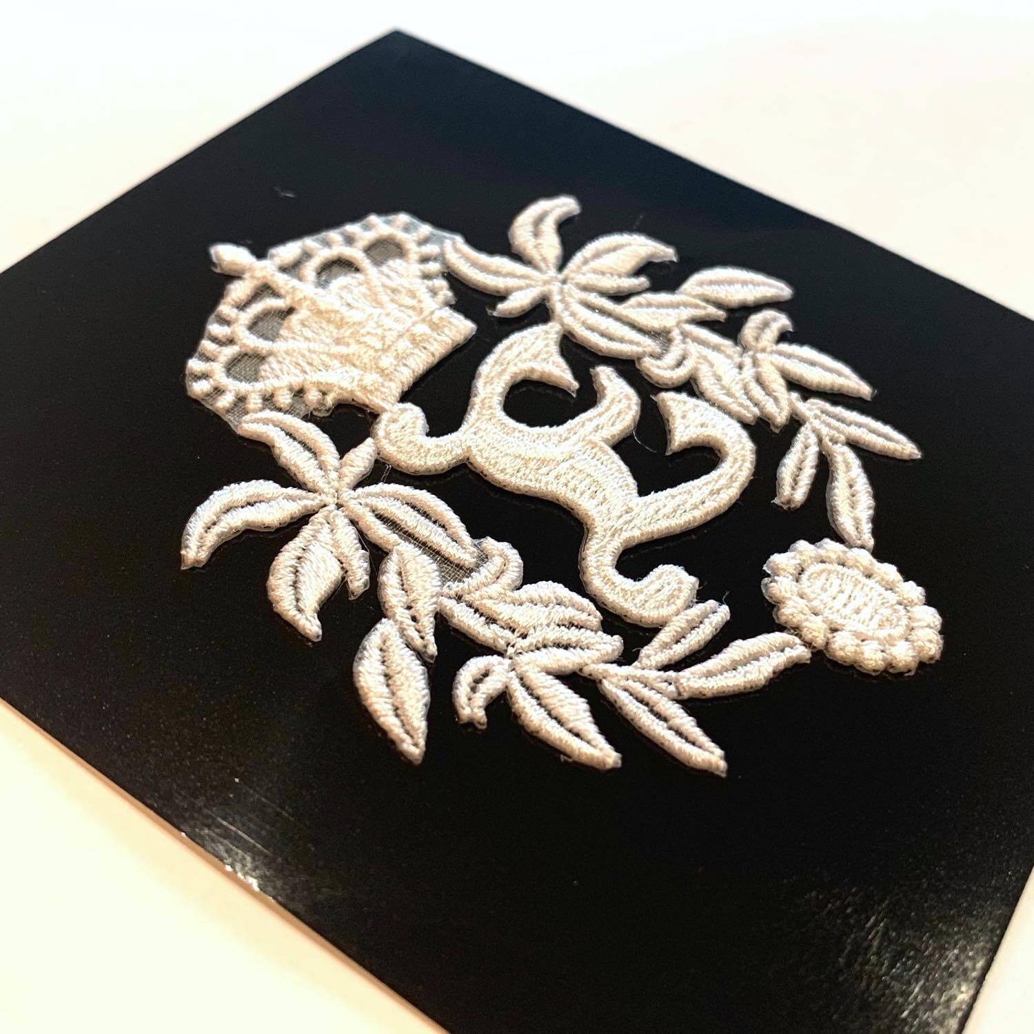 エンブレム風ワッペン | Dua-アクセサリーパーツショップ