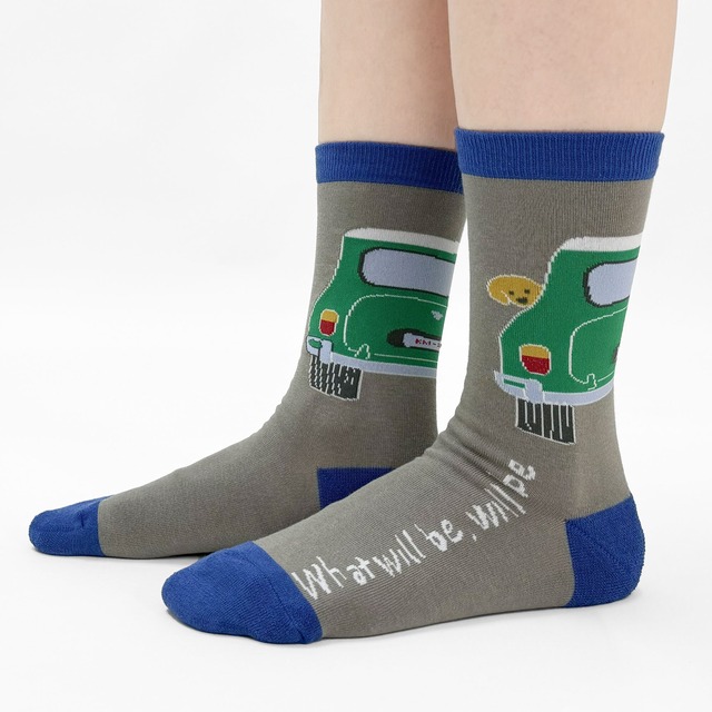 【JIN KITAMURA】北村人 SOCKS DOG IN THE CAR ソックス 前の車の犬