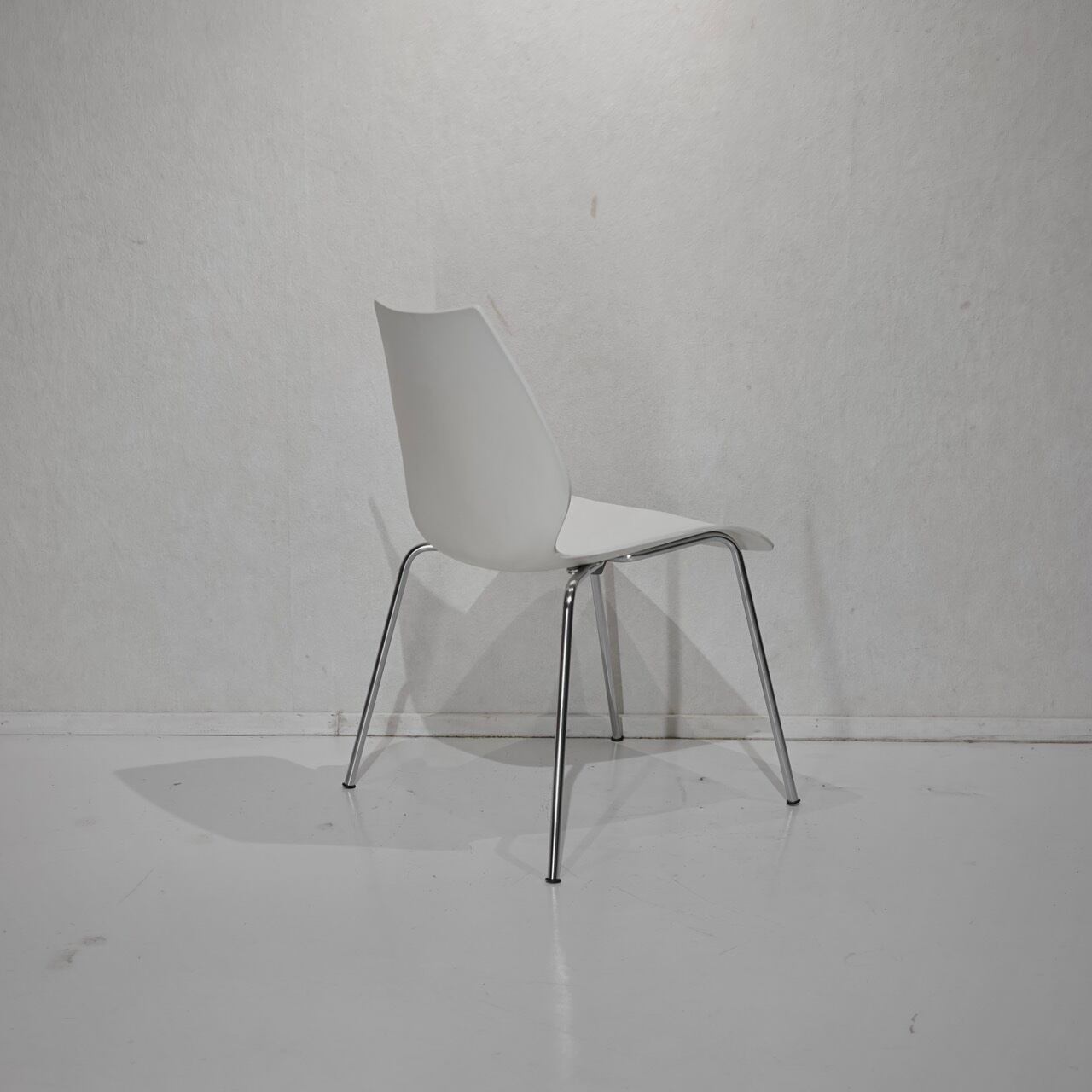 Kartell カルテル MAUI マウイ ダイニングチェア アームレス チェア