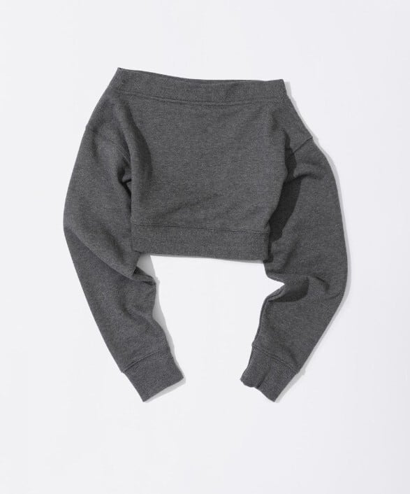 ☆LE SSERAFIM チェウォン 着用！！【SCULPTOR】Off-Shoulder Cropped