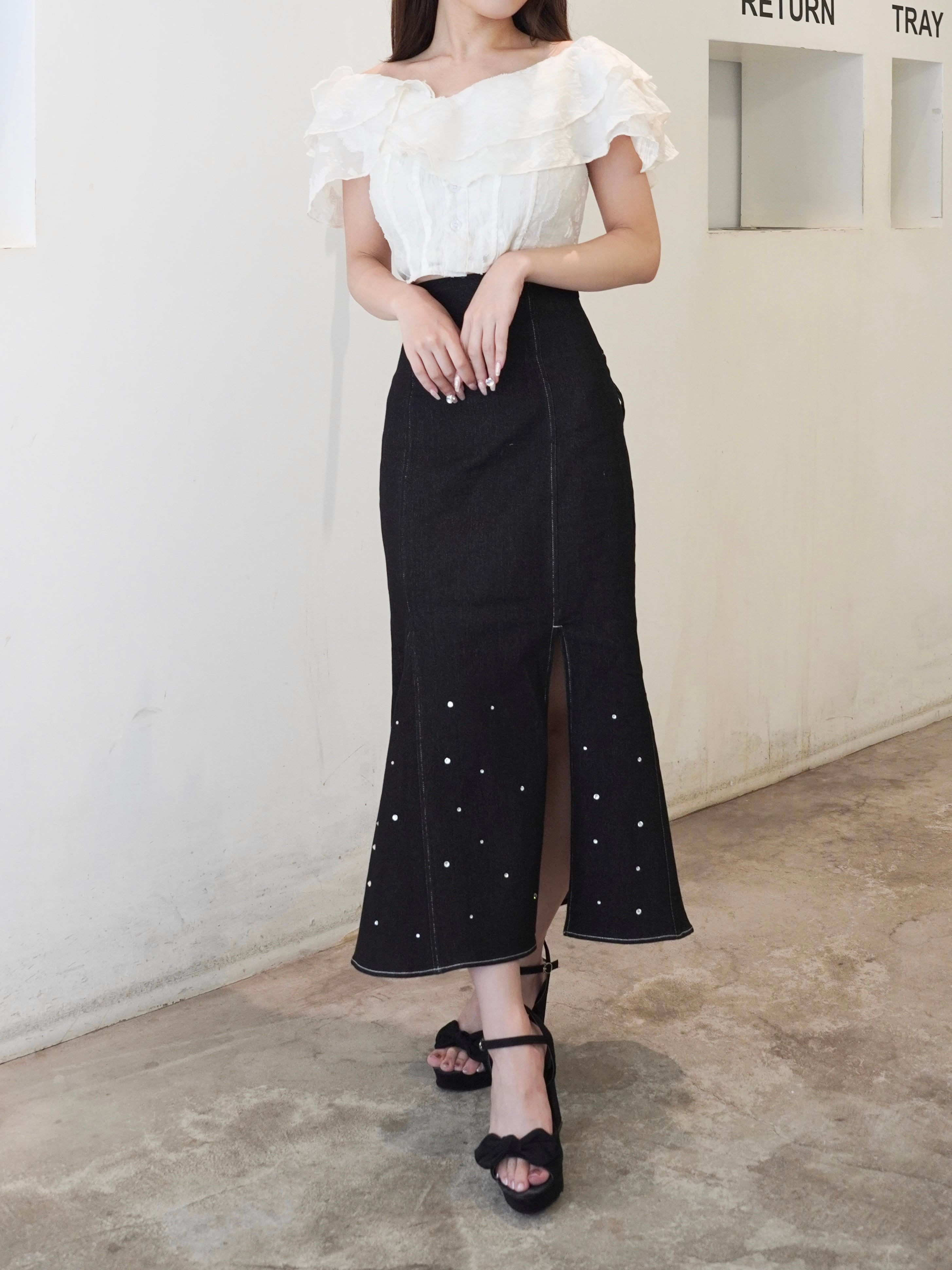 original/再入荷】rhinestone denim skirt | POMME d'amour original/再入荷】rhinestone denim skirt | POMME d'amour