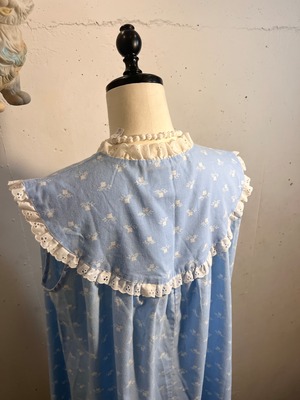 80's Lanz of Salzburg flower dot blue dress