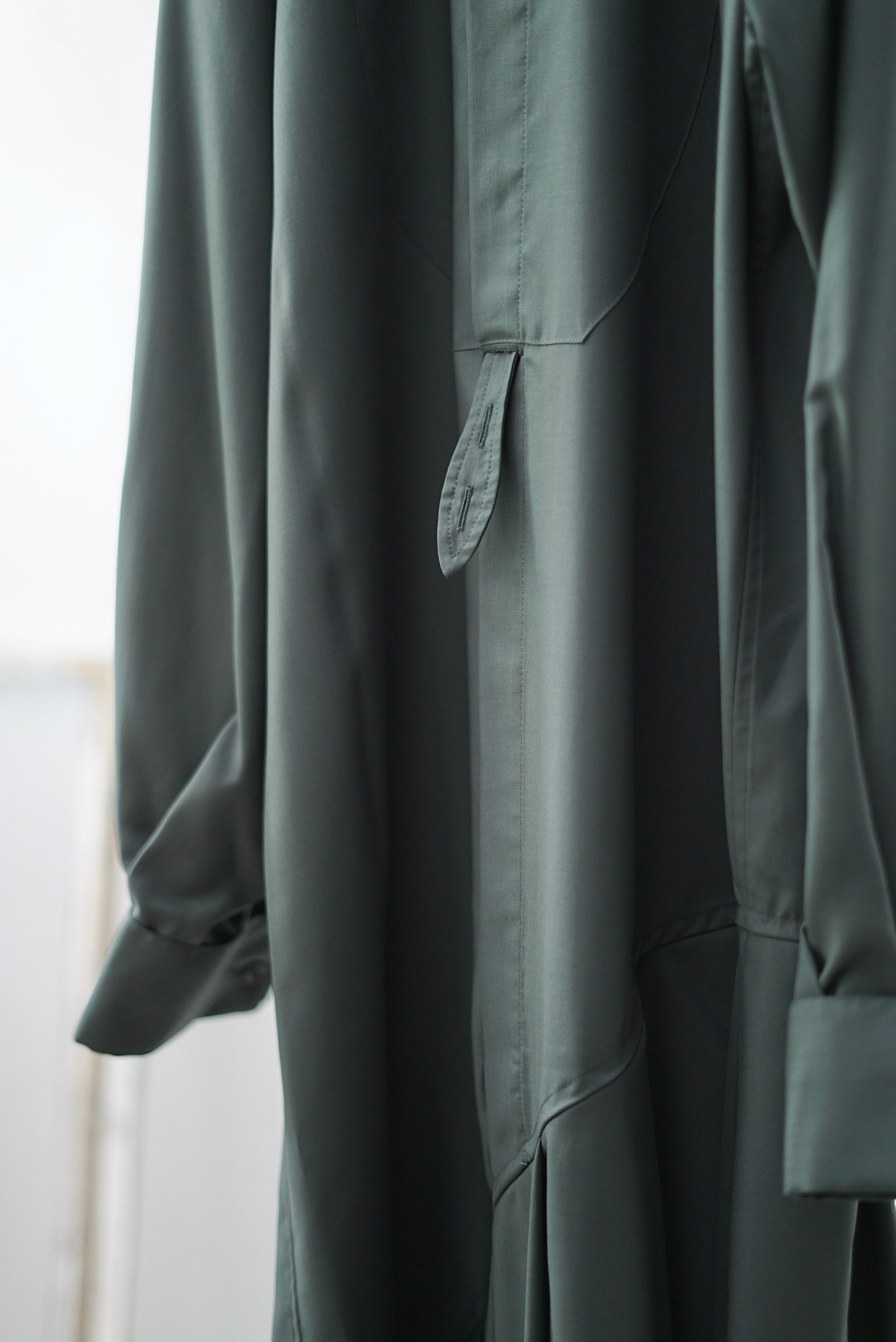 HYKE / FD BOSOM SHIRT DRESS (OLIVE DRAB / CREAM) | JUQUI Online