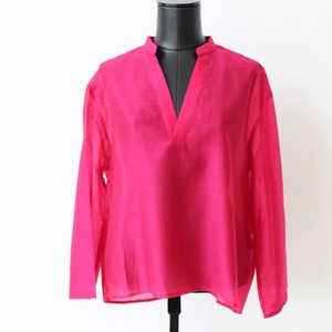 GAUDI フューシャリヨンセルシースルーV カットオーバーブラウス　 ITALY:611BD45002 ¥17,000➕tax