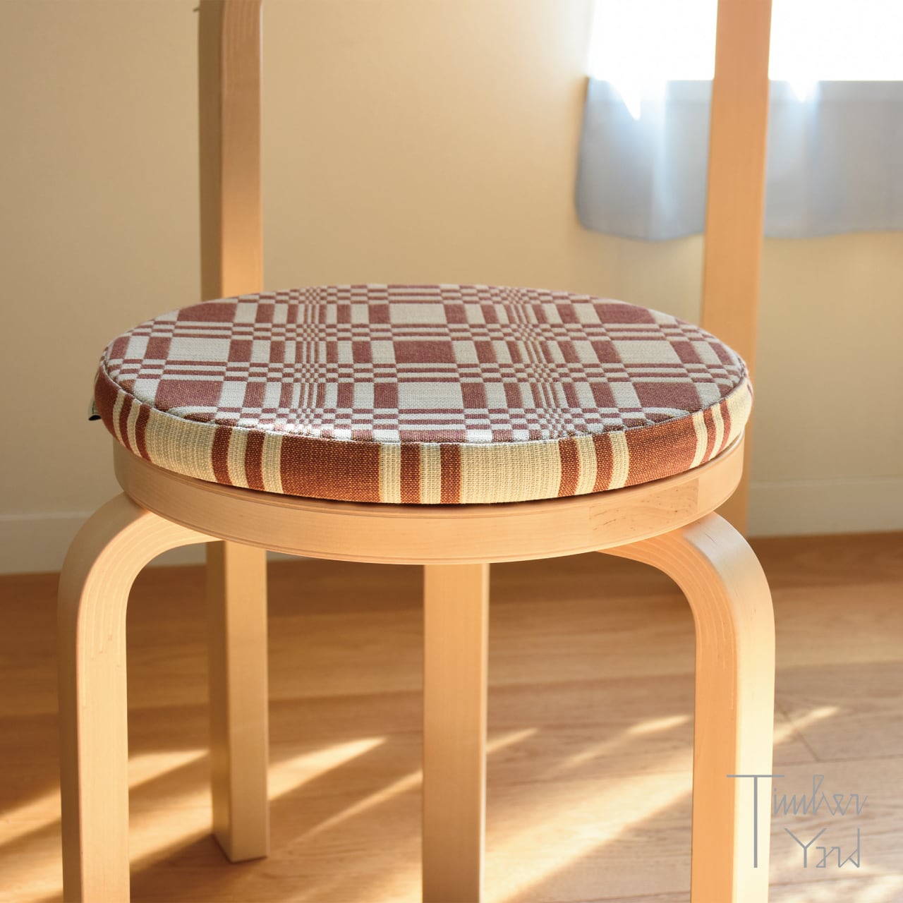 artek STOOL60用 JOHANNA GULLICHSEN クッション Lifestyle with