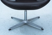 Arne Jacobsen | Swan Chair Model 3320