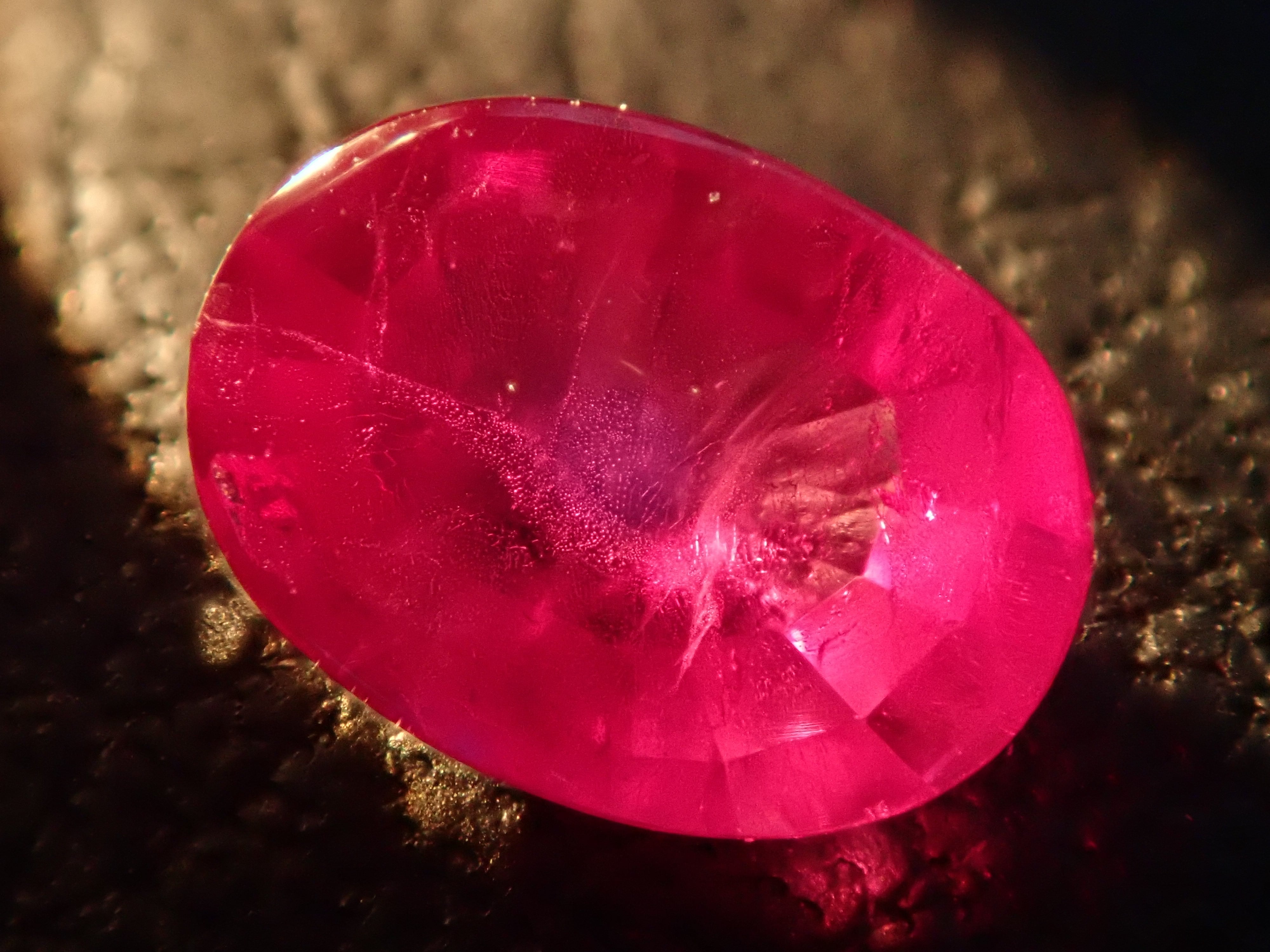 スリランカ産ルビー 0.39ct | Gem Shop Urcaguary(ウルカグアリー:宝石