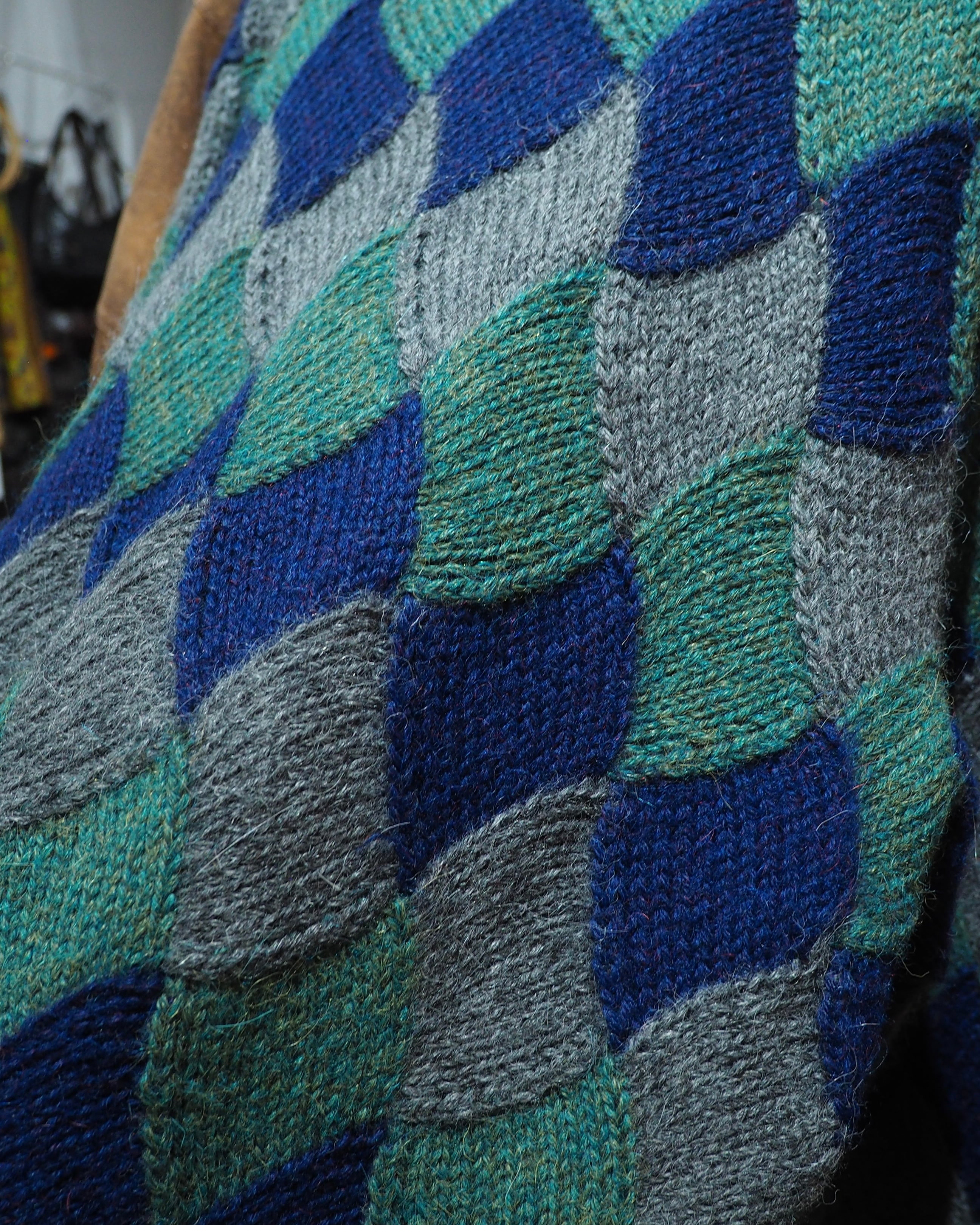 1980 - 90s " Paul Stuart - Handmade " Undulating Diamond Vintage Loose Knit