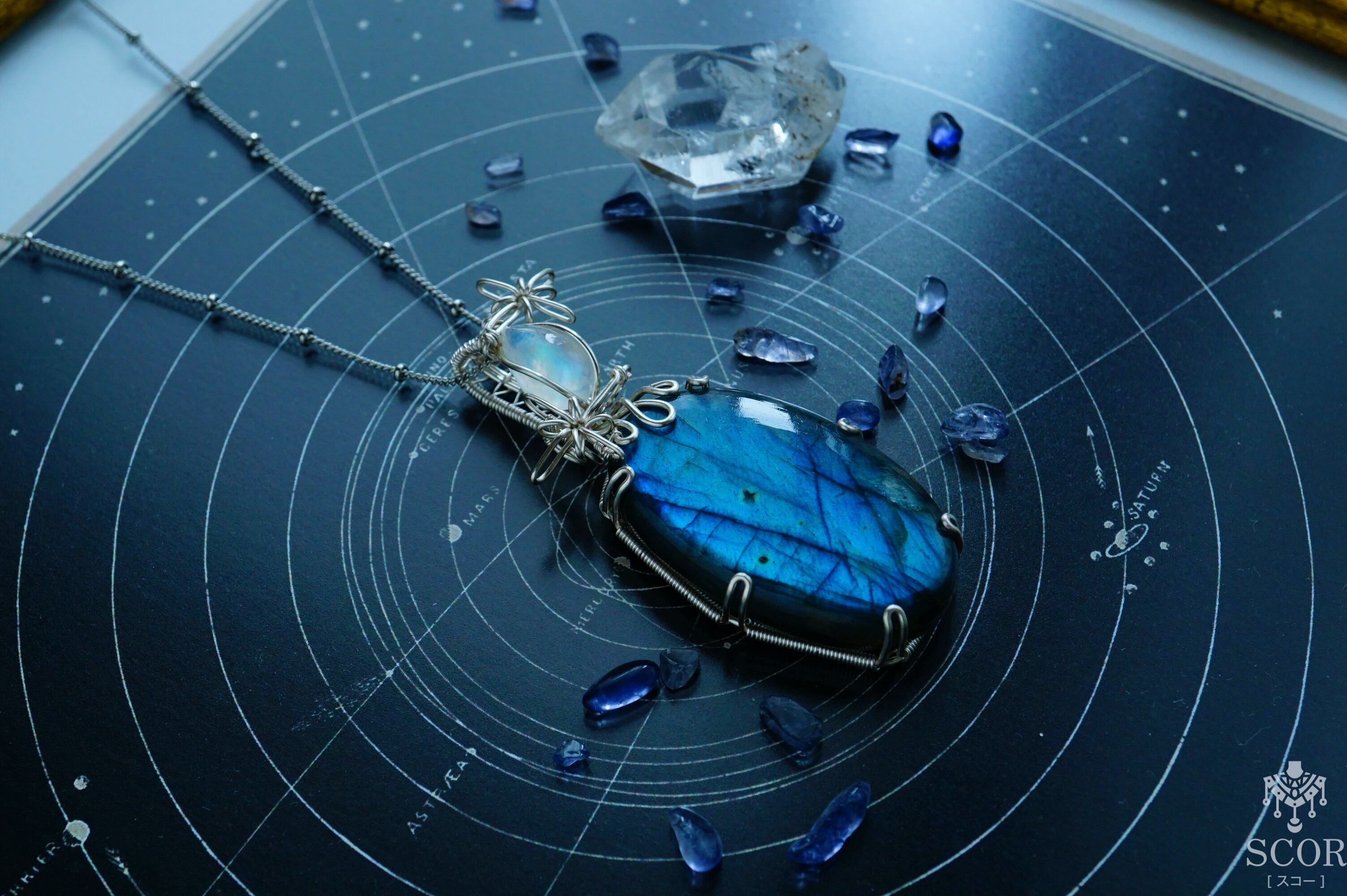 Two stars - モルフォブルーの星・月暈色の星 (pt131-lr-s