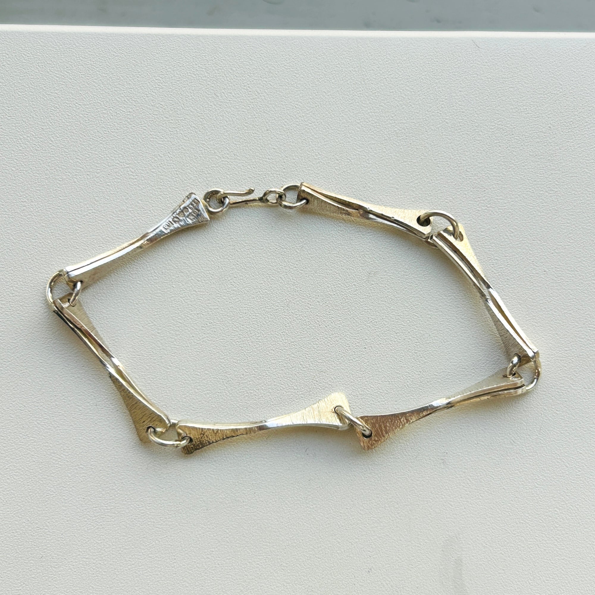 バングル・ブレスレット | Milo Antiques & Vintage