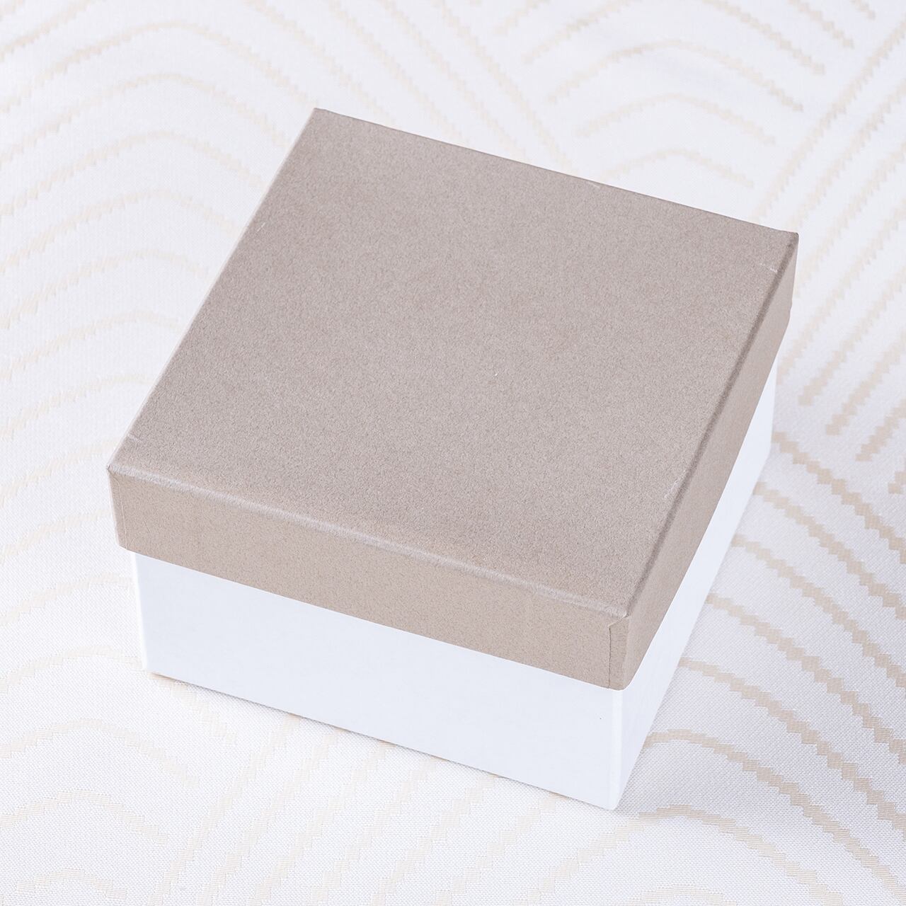 白峰園 椿いっぷく碗 黄瀬戸 【商品番号：021】 | 瀬戸蔵セラミックプラザ