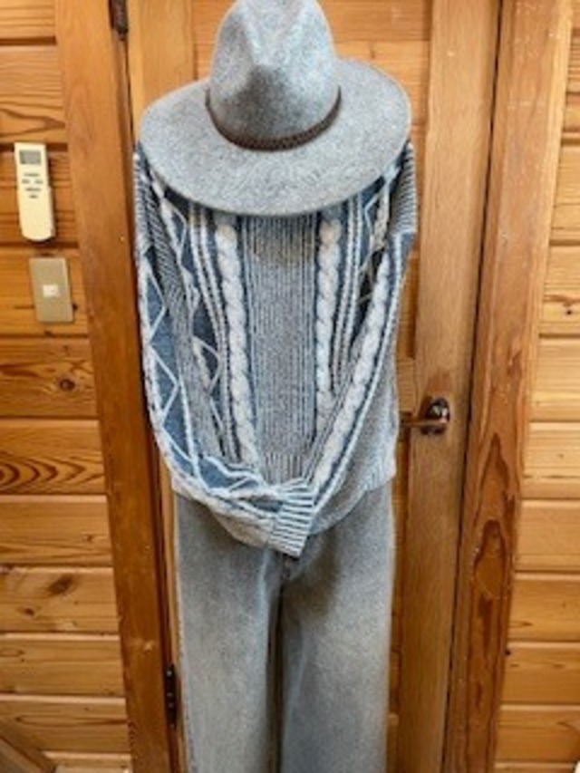 再入荷！　Kahikoコットンセーター