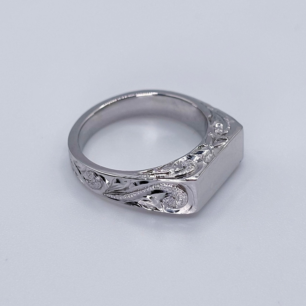 【受注販売】Engraved Signet Ring - Silver -