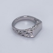【受注販売】Engraved Signet Ring - Silver -