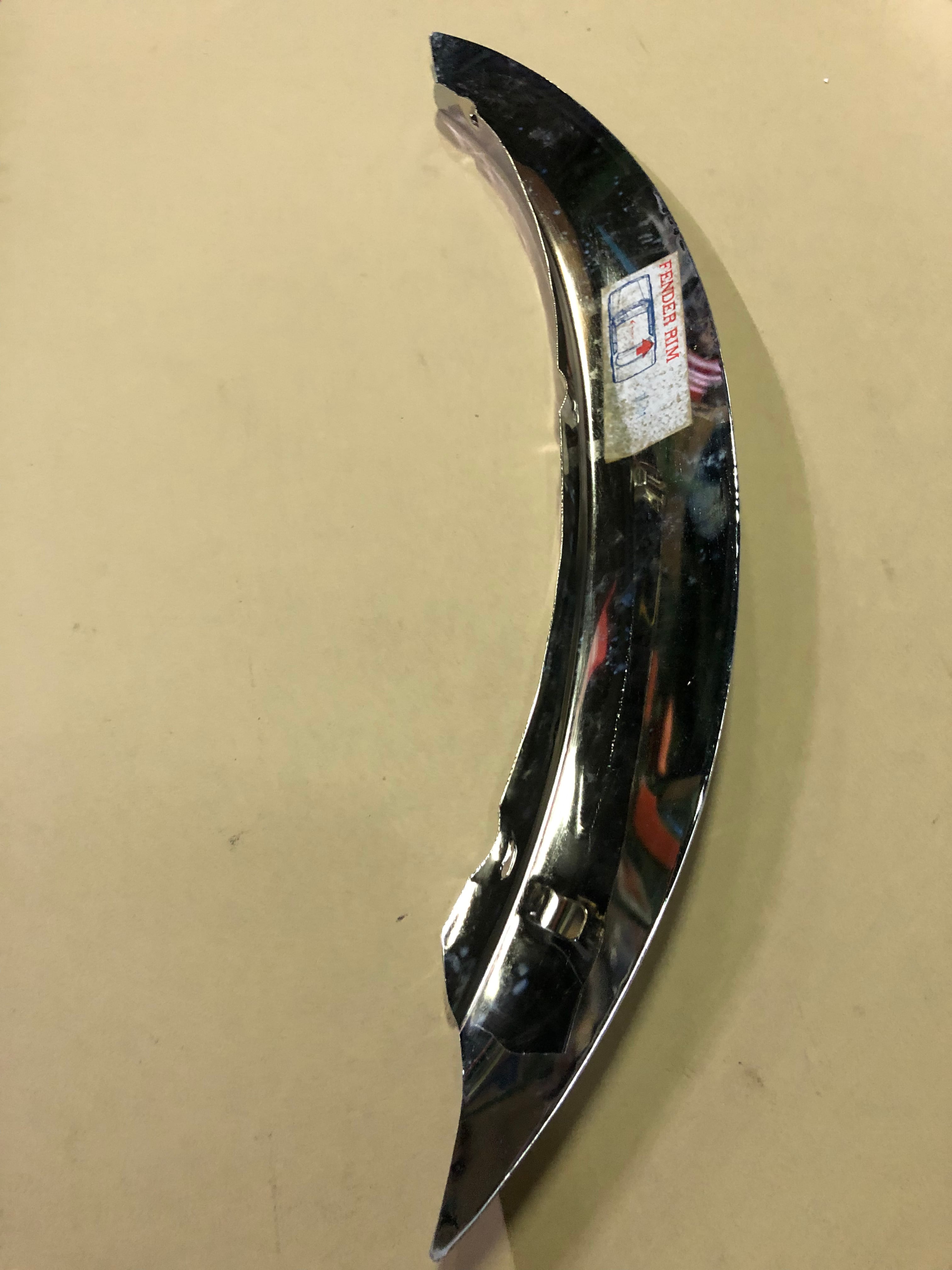 メッキ フェンダー トリム R31 スカイライン 用 新品 デッドストック 当時物”メッキ フェンダートリム [レパード PF-31] オーバーフェンダー