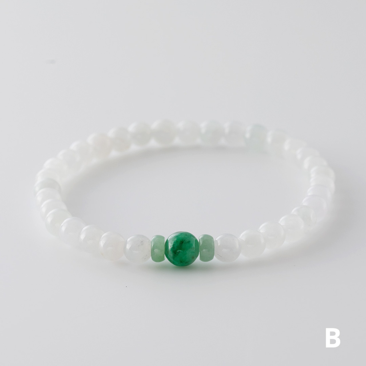 即完売の人気アイテムブレスレット 氷翡翠にポイントグリーンが新しい アイスジェイド,ワンポイントグリーンブレスレット A貨翡翠 jd_br1057