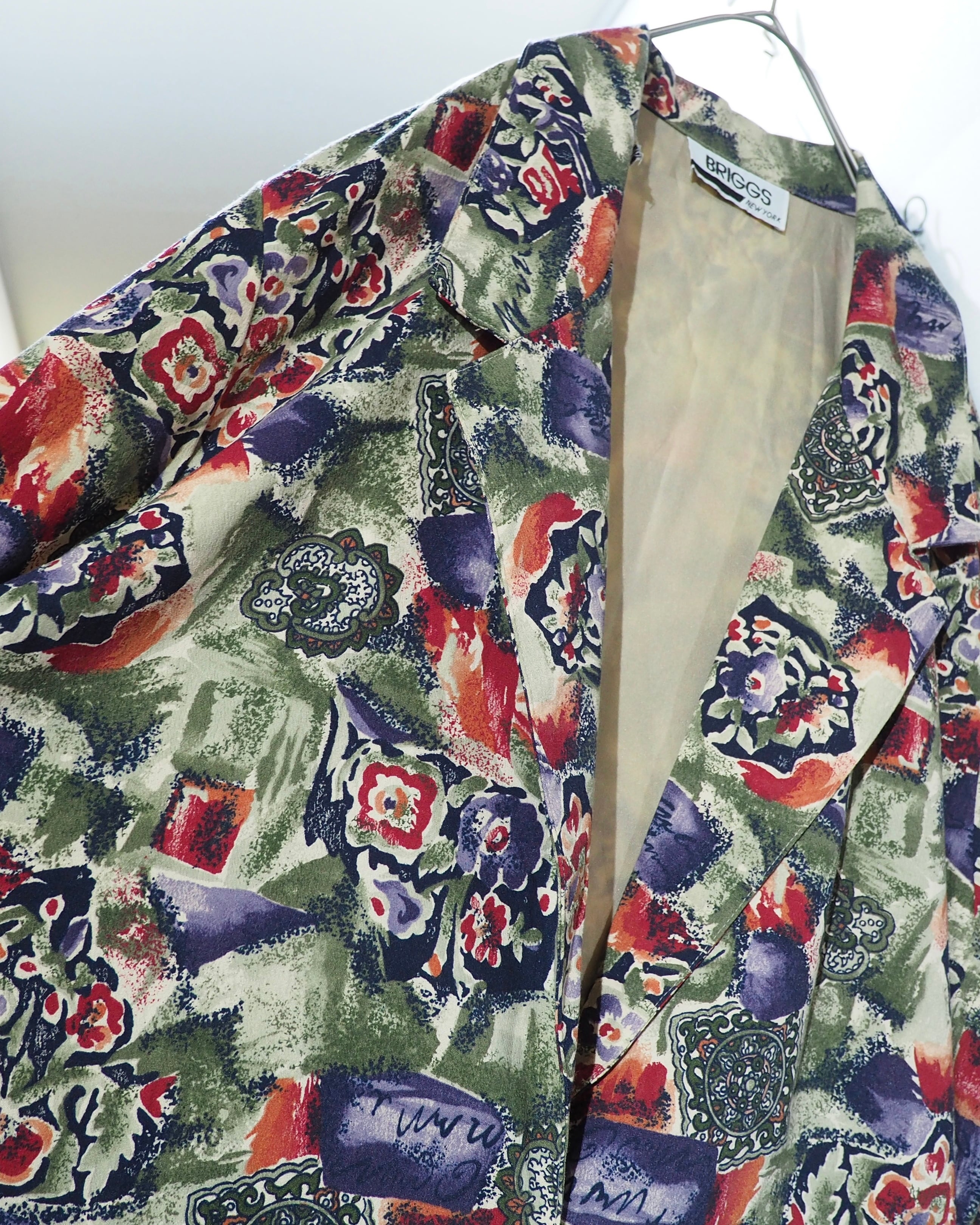 ” Made in USA ” Beautiful Botanical Flower painted vintage loose jacket