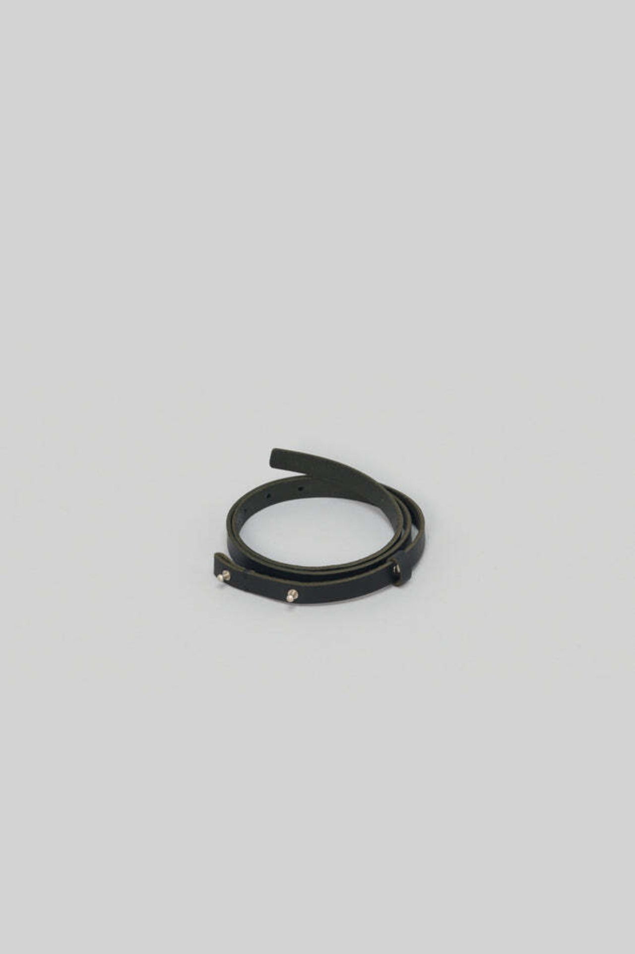 _Fot - belt :Black|牛革レザーベルト/細幅15mm/ギボシ留め/11穴サイズ調整/日本製
