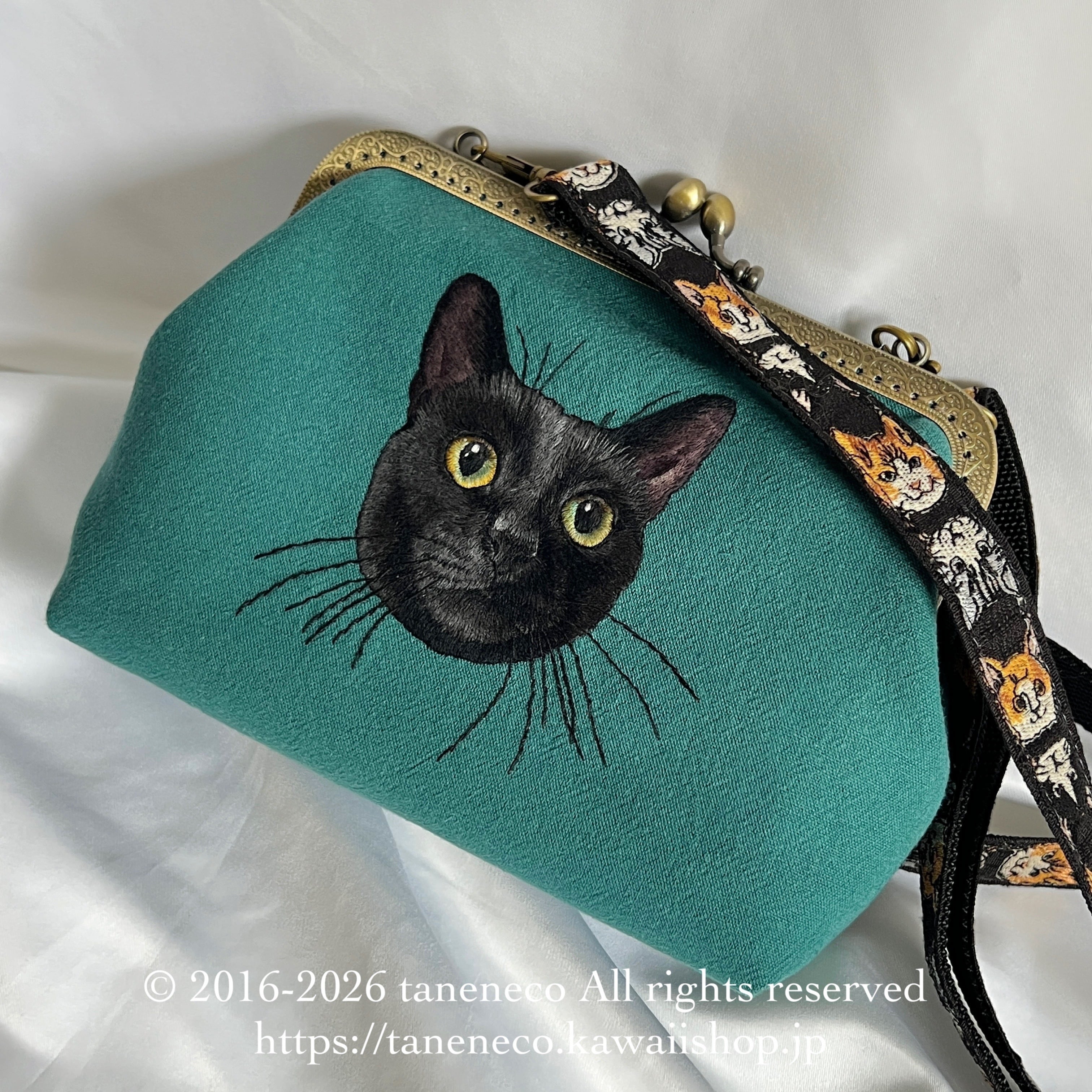 taneneco手刺繍『Gatto Nero ‐黒猫‐』がま口ポシェット | Taneneco Shop