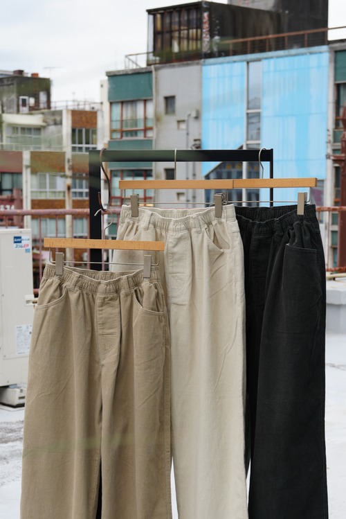COMFORTABLE REASON / Grid Cord Slacks