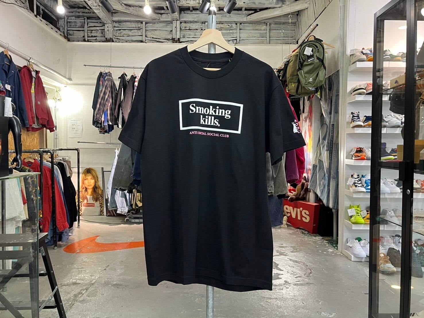 FR2 × ANTI SOCIAL SOCIAL CLUB SMOKING KILLS TEE BLACK LARGE 08599  