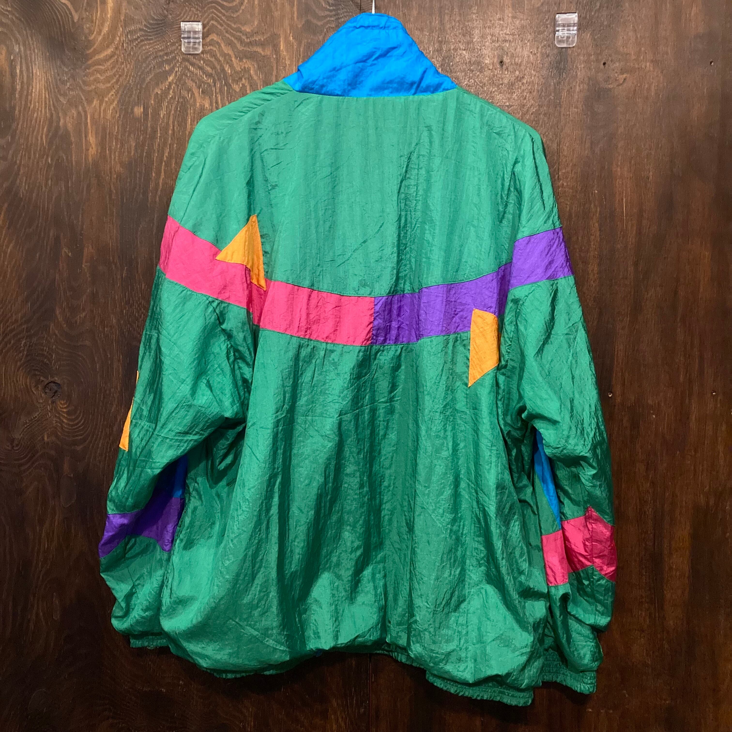 USA古着 80s CASUAL ISLE マルチカラー ナイロンジャケット 緑 USA古着 80s CASUAL ISLE マルチカラー ナイロンジャケット 緑