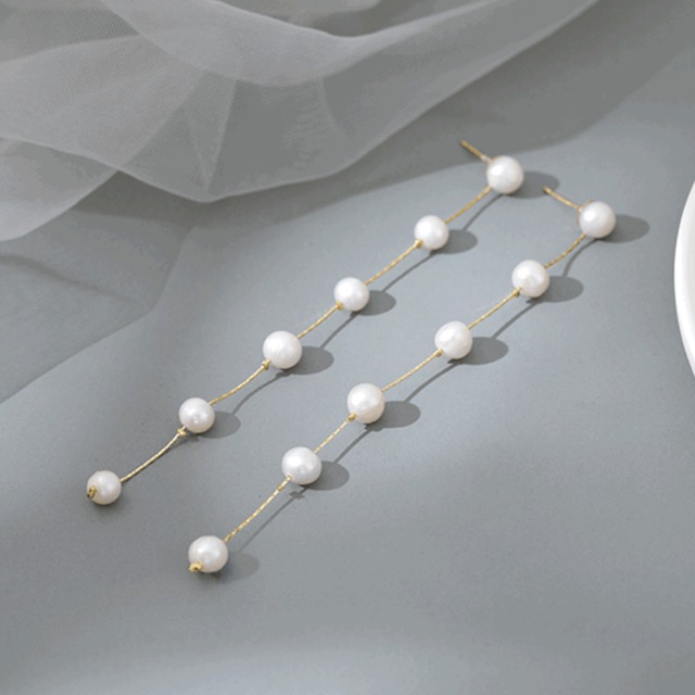 スウェイフェイクパールピアス