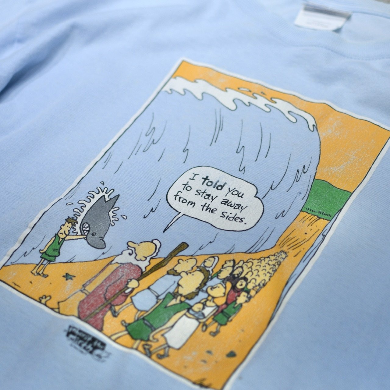 humor print tee