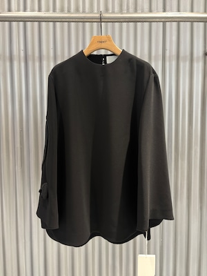 【26AW | WOMEN】Mame Kurogouchi マメ クロゴウチ / トップス / Triacetate 3D Floral Embroidery Top  MM26FW-SH107