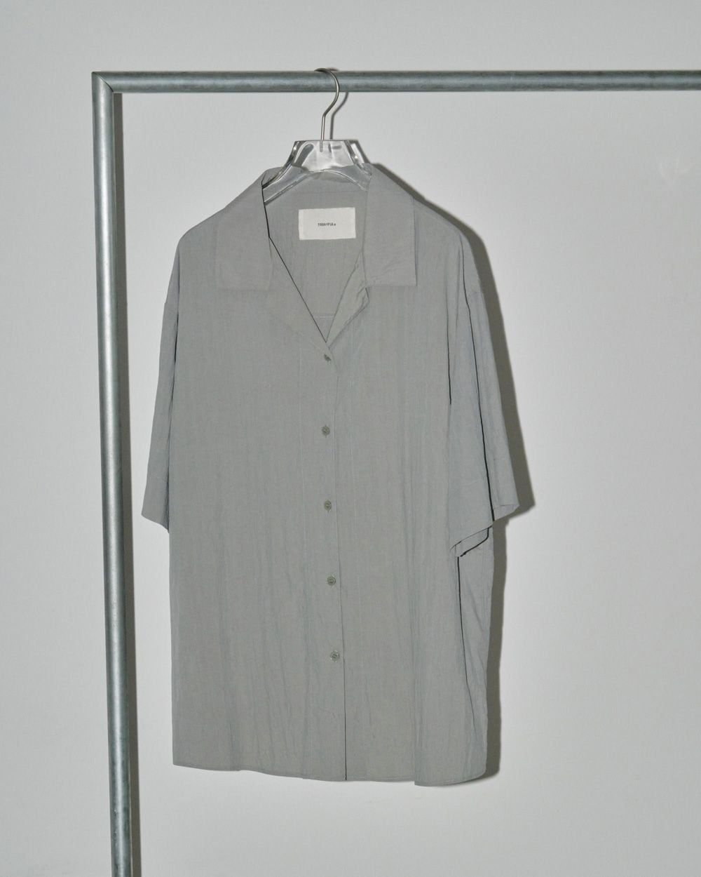 トゥデイフル　Halfsleeve Crape Shirts