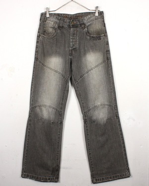 【Caka act2】Good Fade Design Straight Silhouette Denim Pants