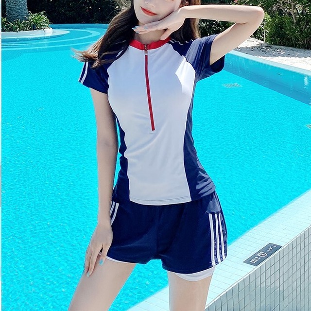 全3色 水着 2ピース スポーティー ラッシュガード ショートパンツ 体型カバー 海 ビーチ プール 海水浴 リゾート ママ 大きいサイズ セット 水 水30 水40 セットアップやパンツドレスなど二次会ドレスに合う海外ファッションサイト Urubei 全3色 水着 2ピース スポーティー ラッシュガード ショートパンツ 体型カバー 海 ビーチ プール 海水浴 リゾート ママ 大きいサイズ セット 水 水30 水40 セットアップやパンツドレスなど二次会ドレスに合う海外ファッションサイト Urubei