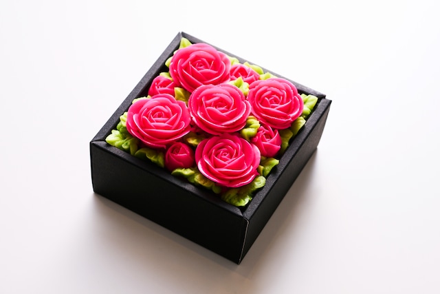 【Peach Pink】食べられるお花のミニボックスフラワーケーキ＜ミニサイズ＞