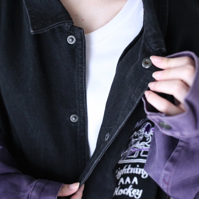 ”black×purple" front and back embroidery over silhouette denim stadium blouson