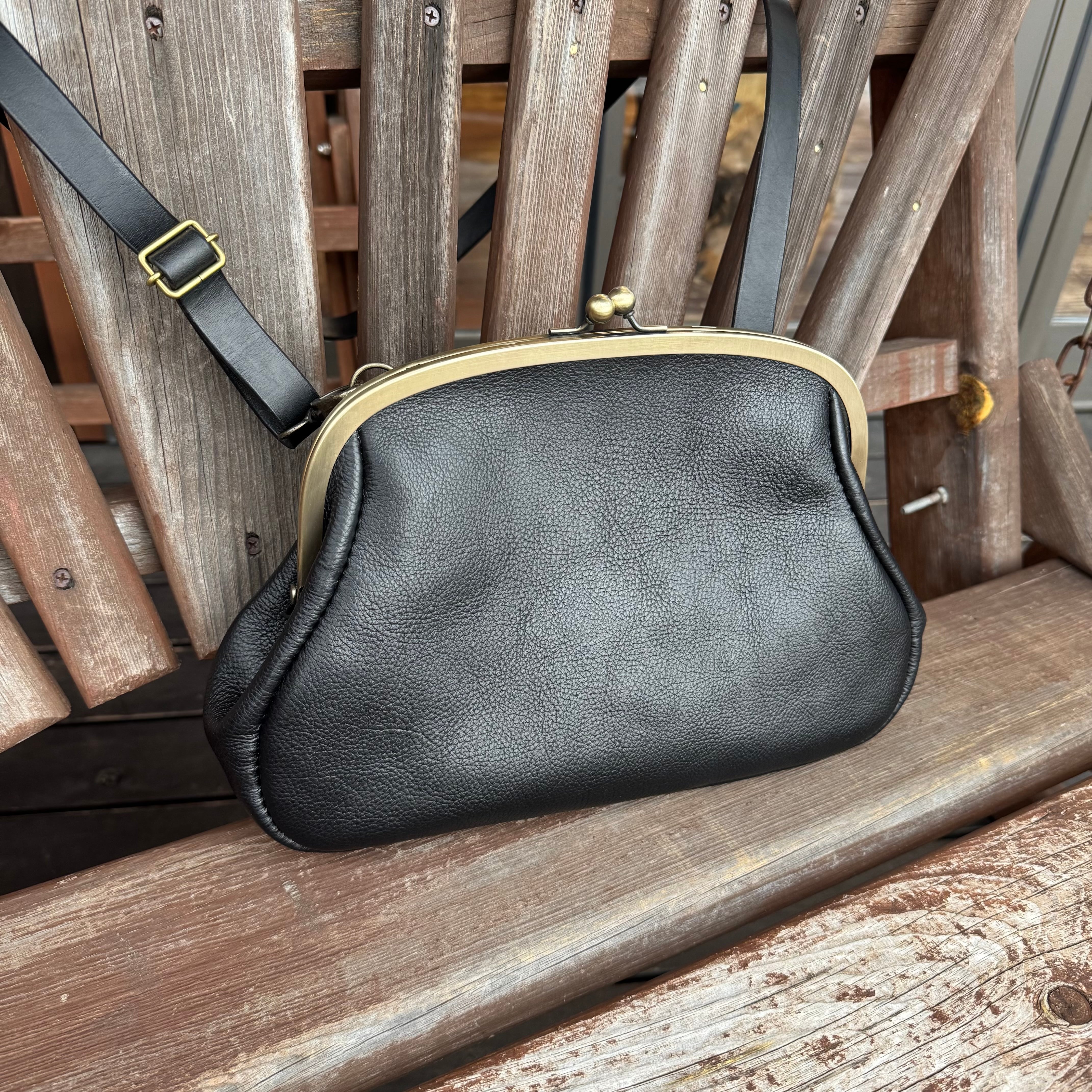 WHOLオリジナル ショルダーバッグ ハンドメイド 手縫い カバン