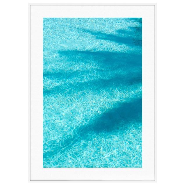 夏写真 水面に映るヤシの木の影 インテリア アートポスター額装 AS3619