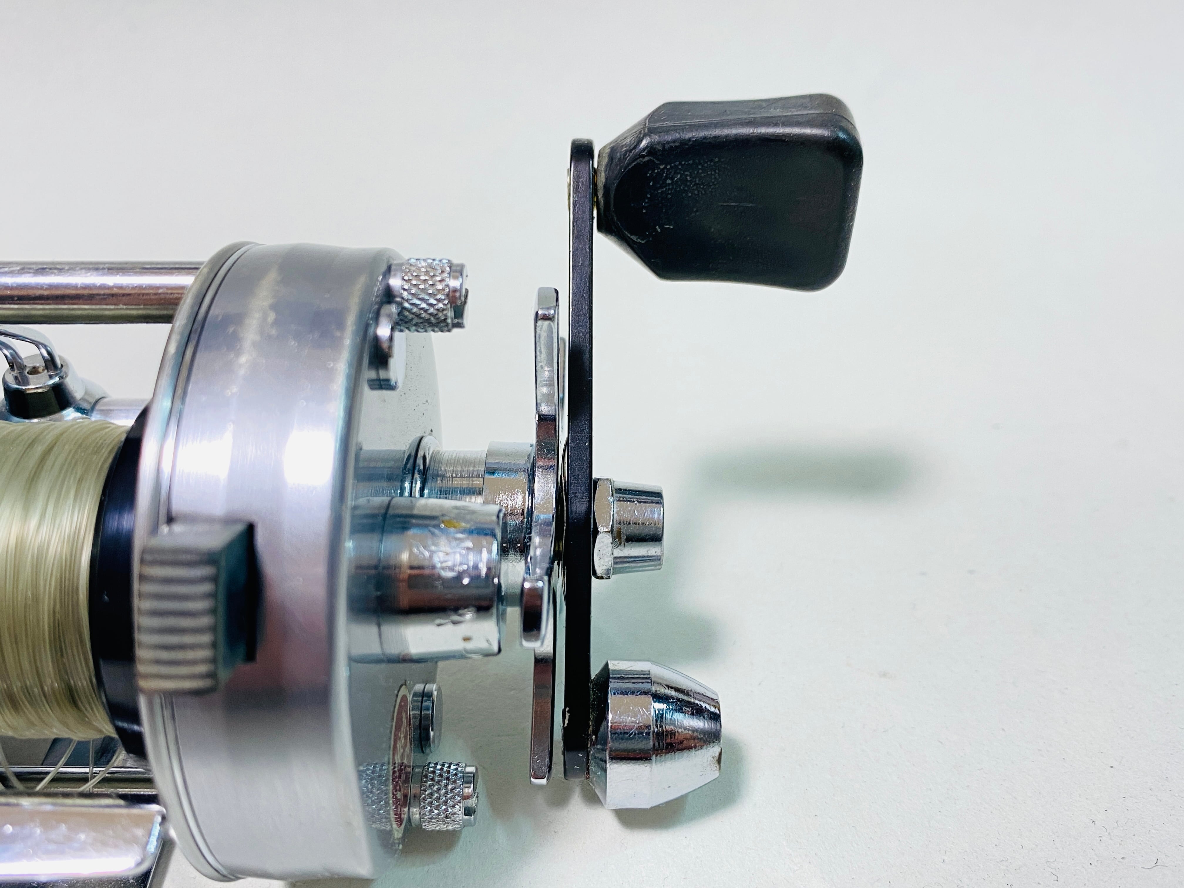 リール abu2500c Abu Garcia（アブガルシア） ABU Ambassadeur 2500Cアブ アンバサダー