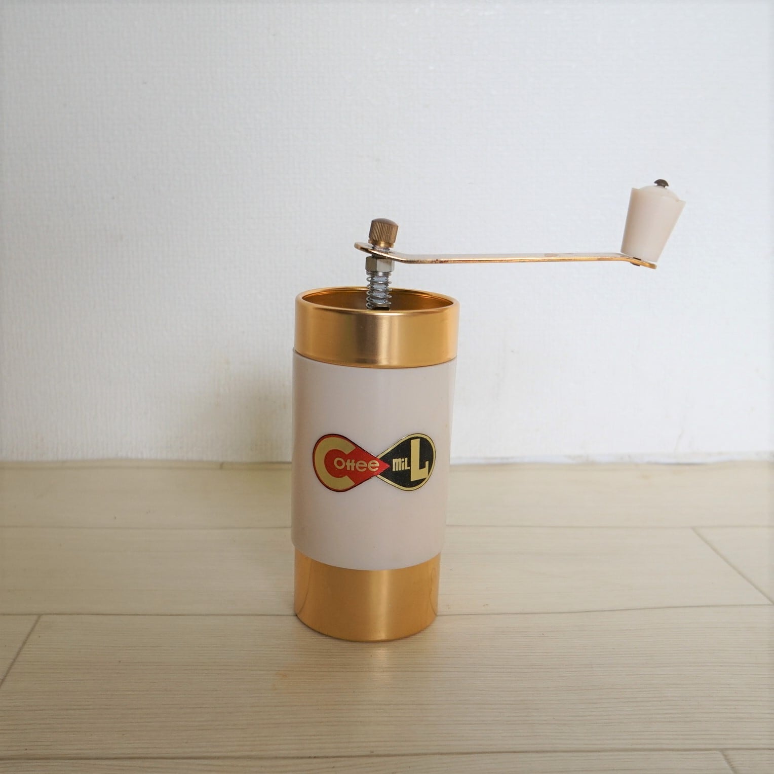 【コレクション 54】筒状のコーヒーミル