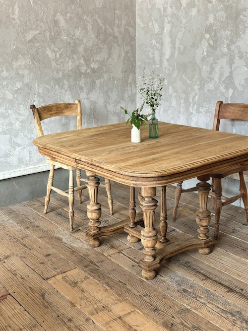 Table (A27-79)
