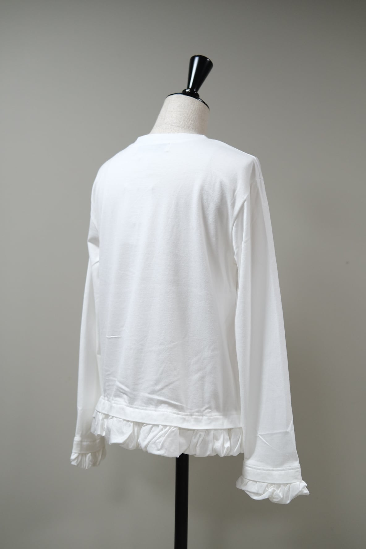 Pillings】 cut-and-sew and frill -o white- | loop