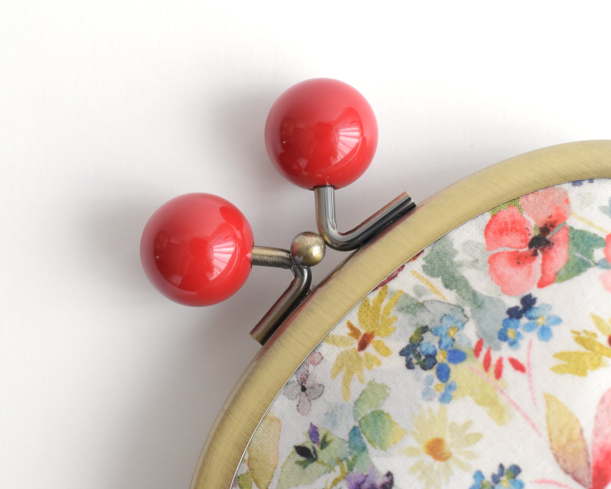 m*i様 【最終価格】ゲンテン LIBERTY がまぐち 花柄 リバティ ショル ◇◇赤玉 リバティ花柄がま口(MS) - Liberty 