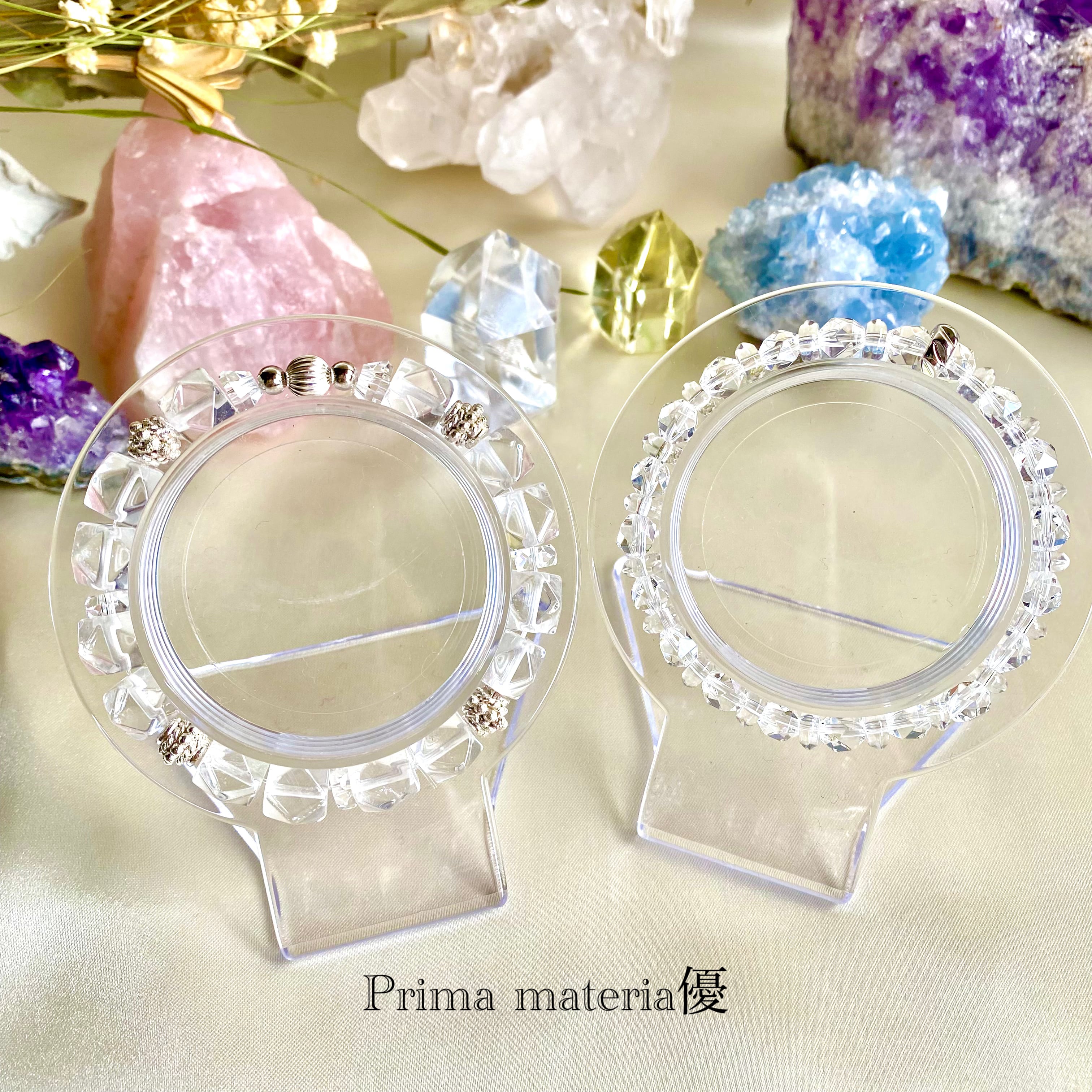 2111. レジン ヘアゴム・ペンダントトップ 2111. レジン ヘアゴム・ペンダントトップ レジンで子供用ミニヘアゴム