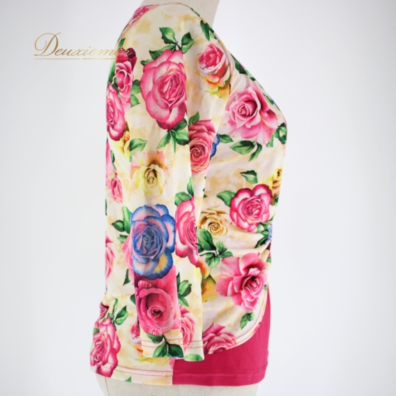 社交ダンス 衣装 スタンダード トップス レッスンウェア ICHIOKU イチオク ピンク系 フラワー柄 おしゃれ フェミニン 伸縮性 上品 華やか デザイン センターパーツ カラフル 春夏 ユニーク 用途 多様 ジャケットタイプ ショー 舞台 レディース