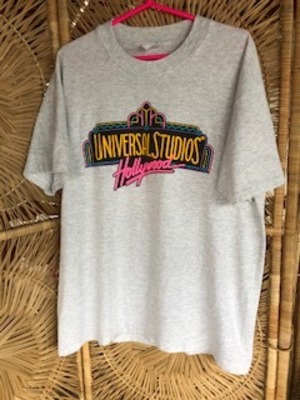 Vintage UNIVERSAL STUDIOS HOLLYWOOD T