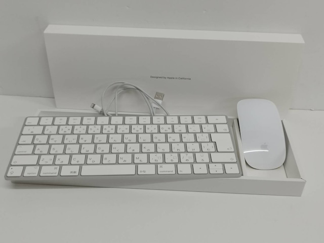 未使用に近い】Apple Magic Keyboard/US配列(A1644) Magic Trackpad 2 