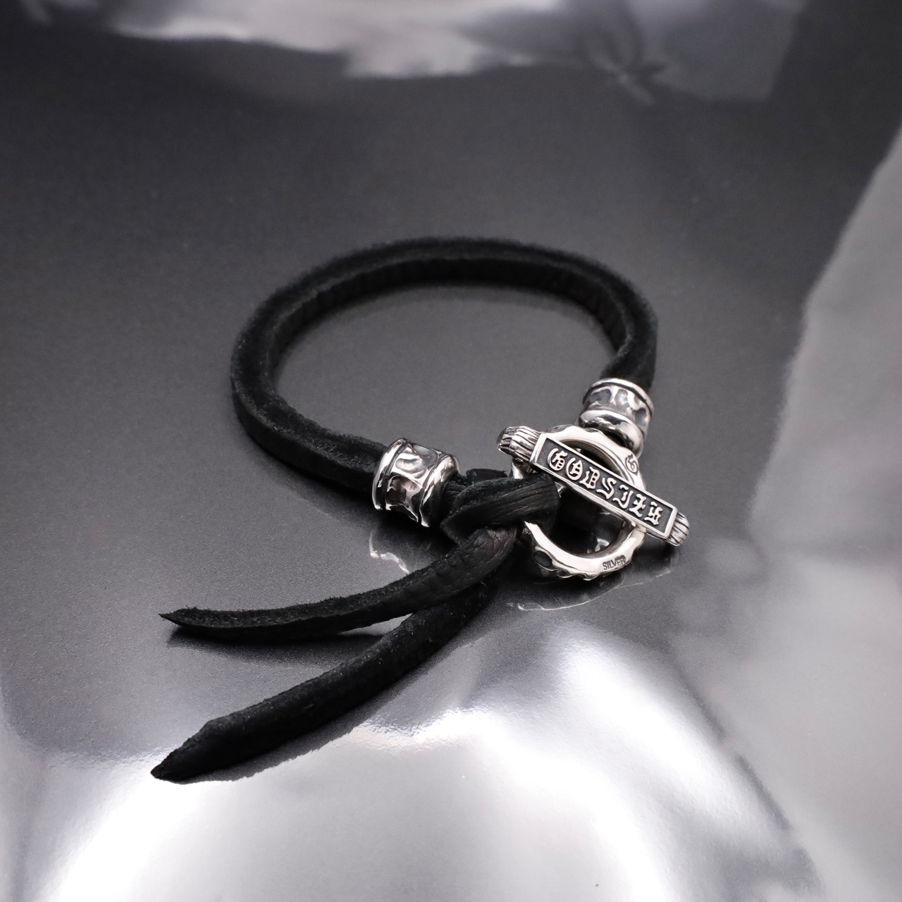 T-BAR LEATHER BRACELET / Tバーレザーブレスレット