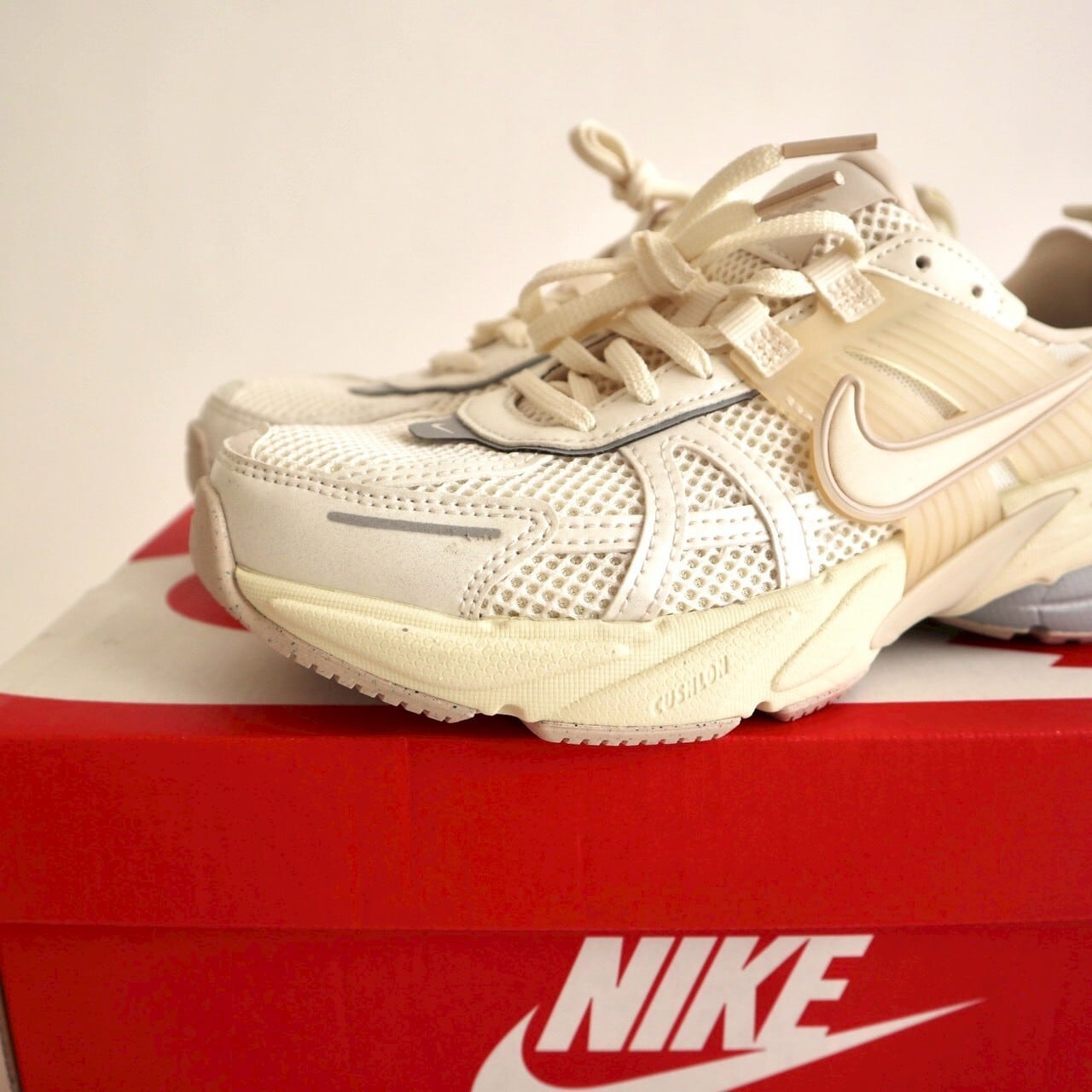 24cm NIKE W V2K RUN | portsidelaboratory STORE