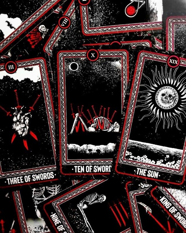 Love Bones !  タロットカード