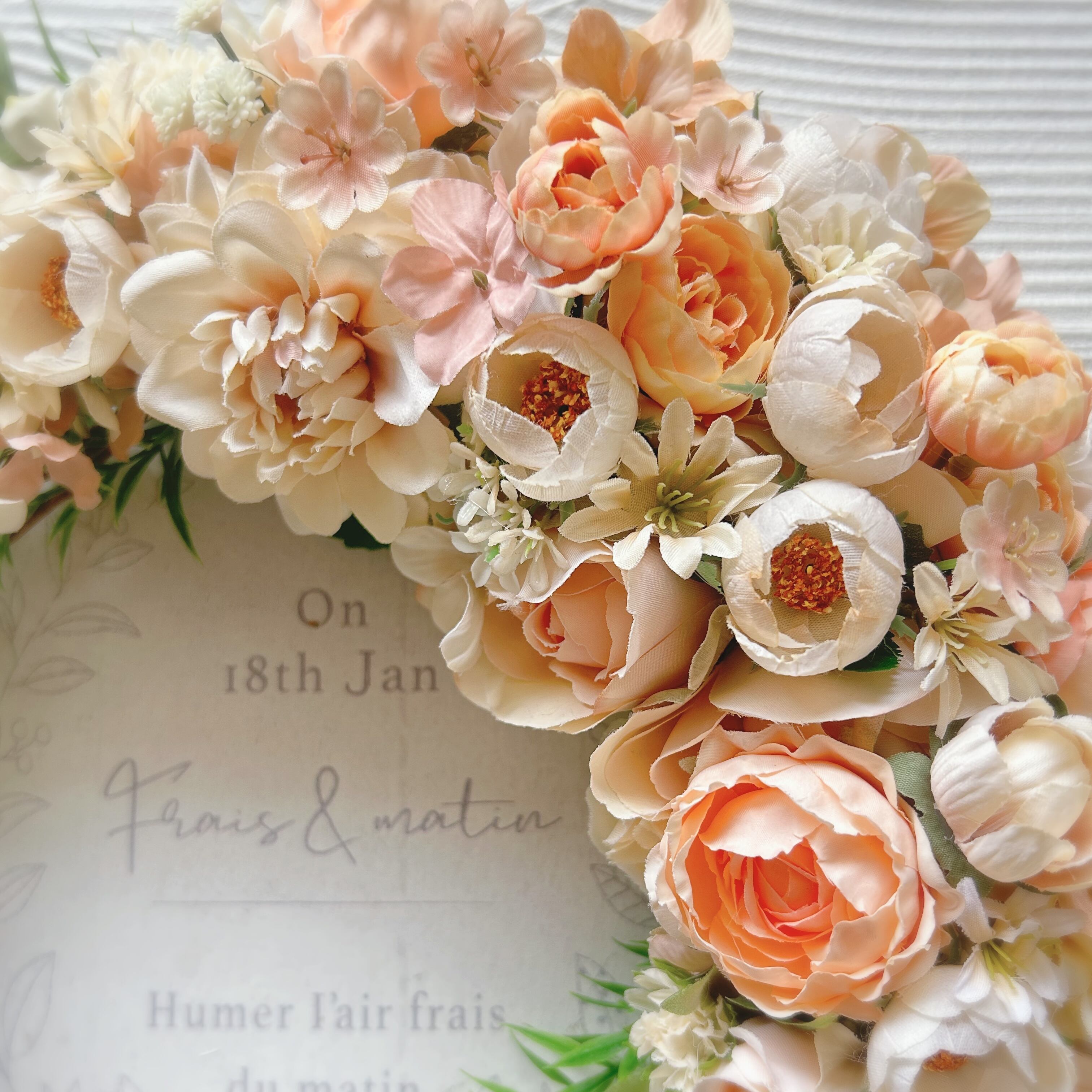 ピンクローズと小花とレースリボンの豪華特大スウィートリース